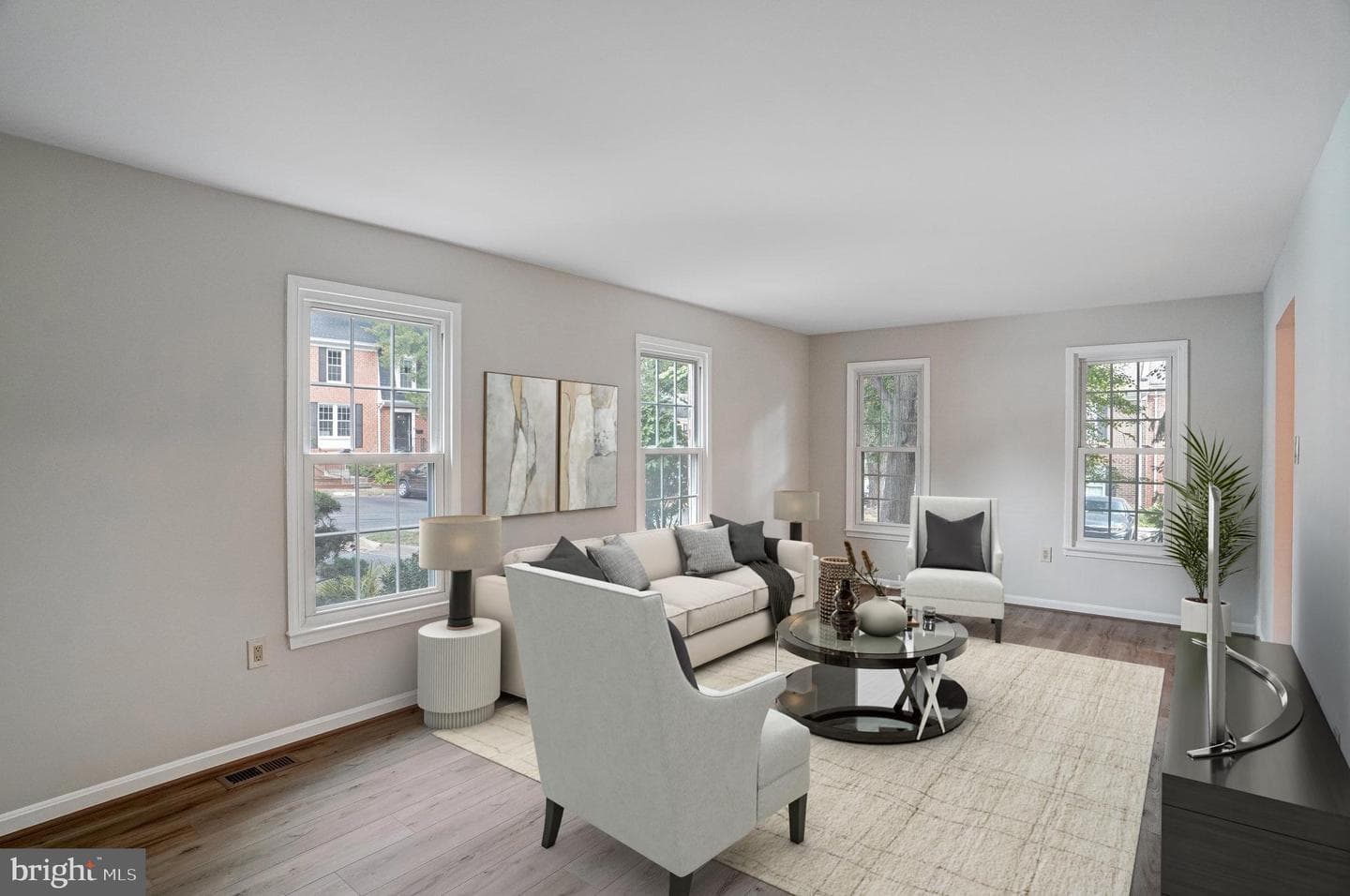 2349 Horseferry Court photo 13