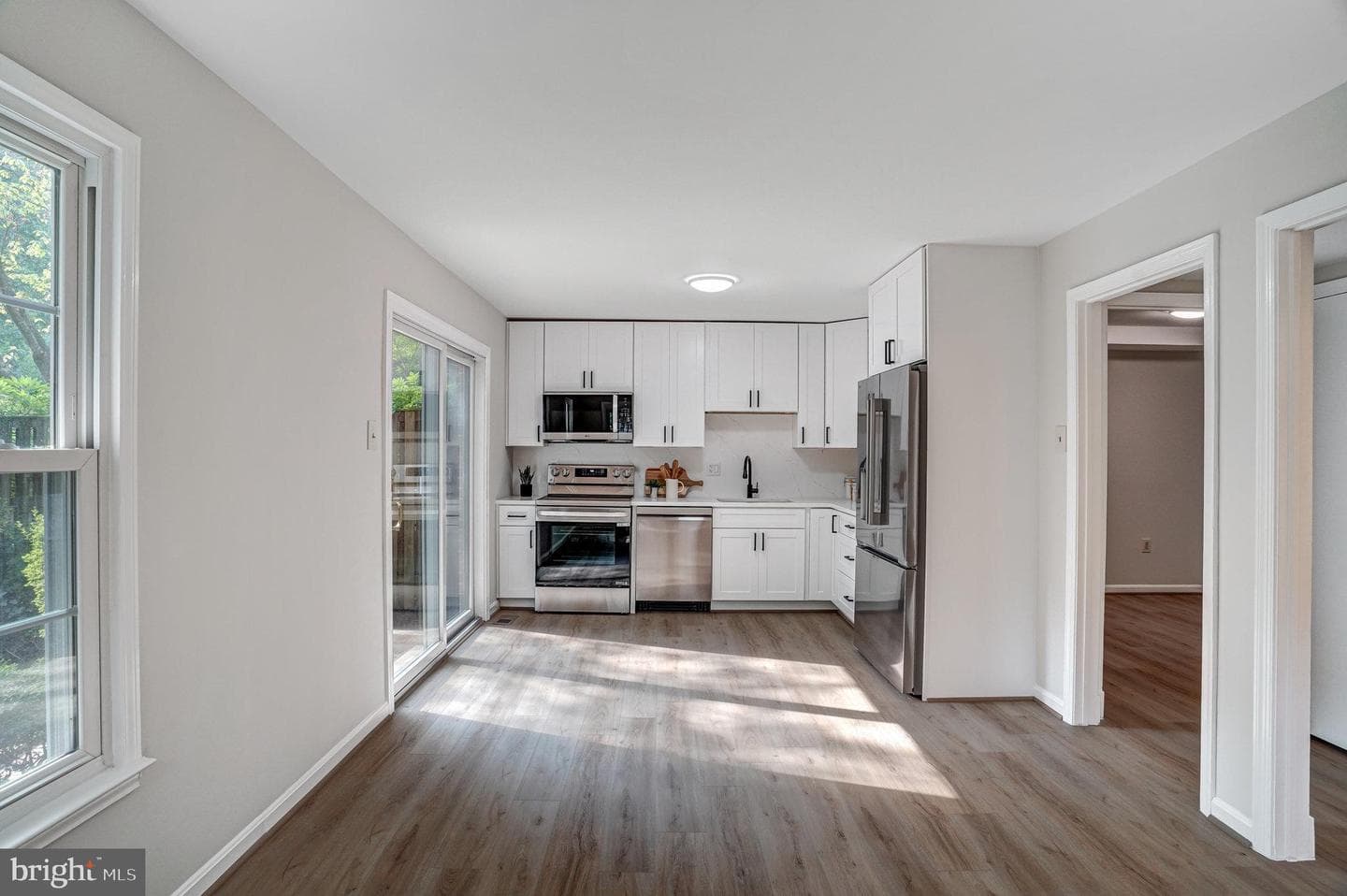 2349 Horseferry Court photo 8