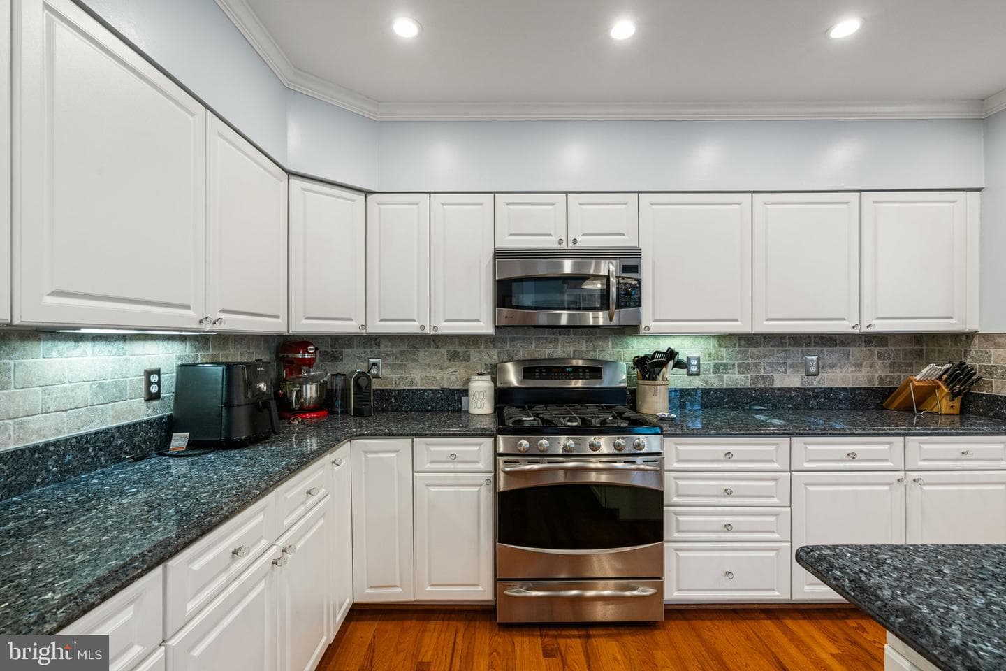 6260 Harbin Drive photo 13