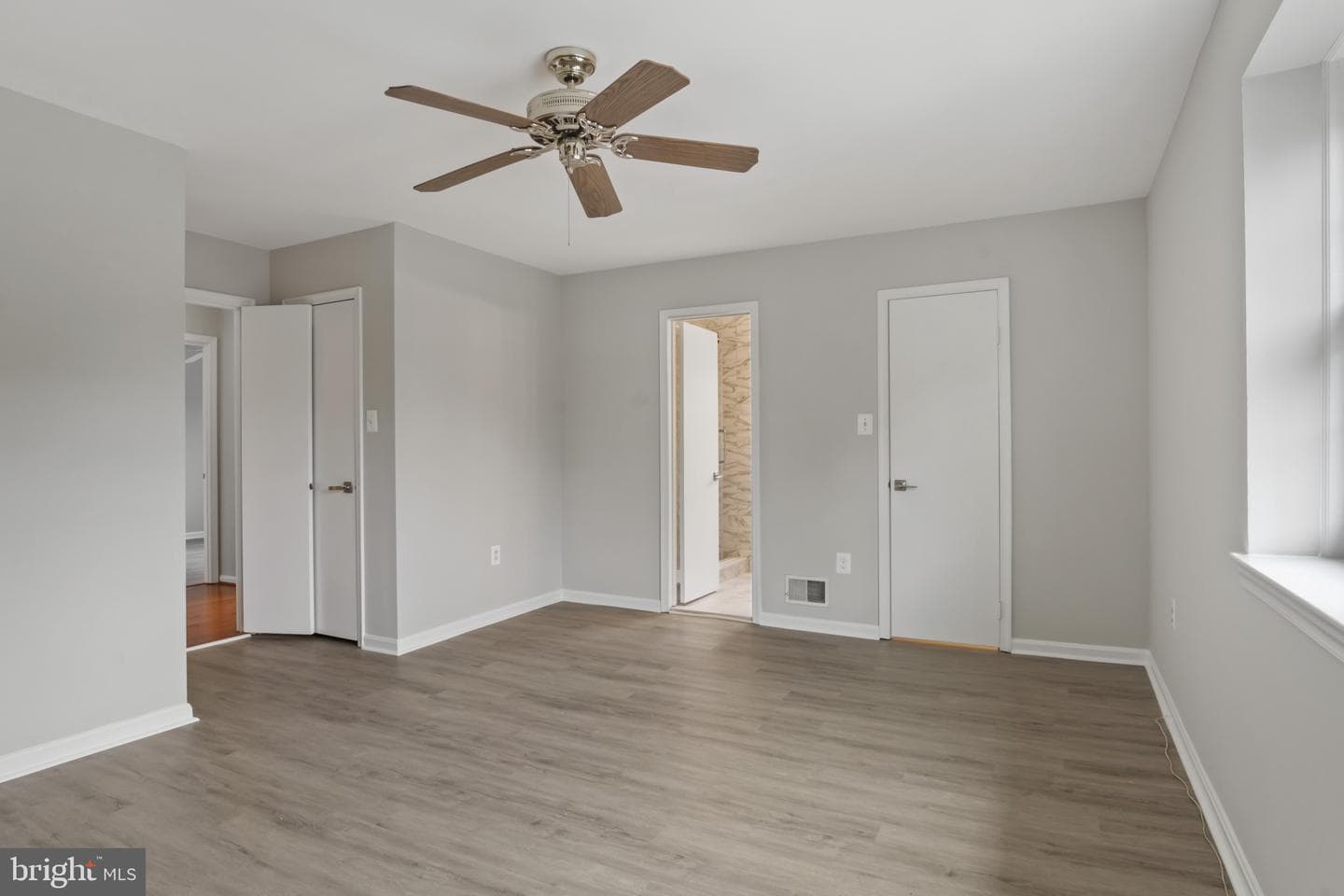 8120 Sleepy View Lane photo 18