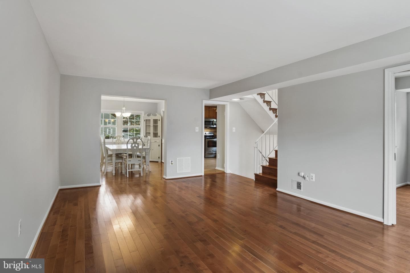8120 Sleepy View Lane photo 6