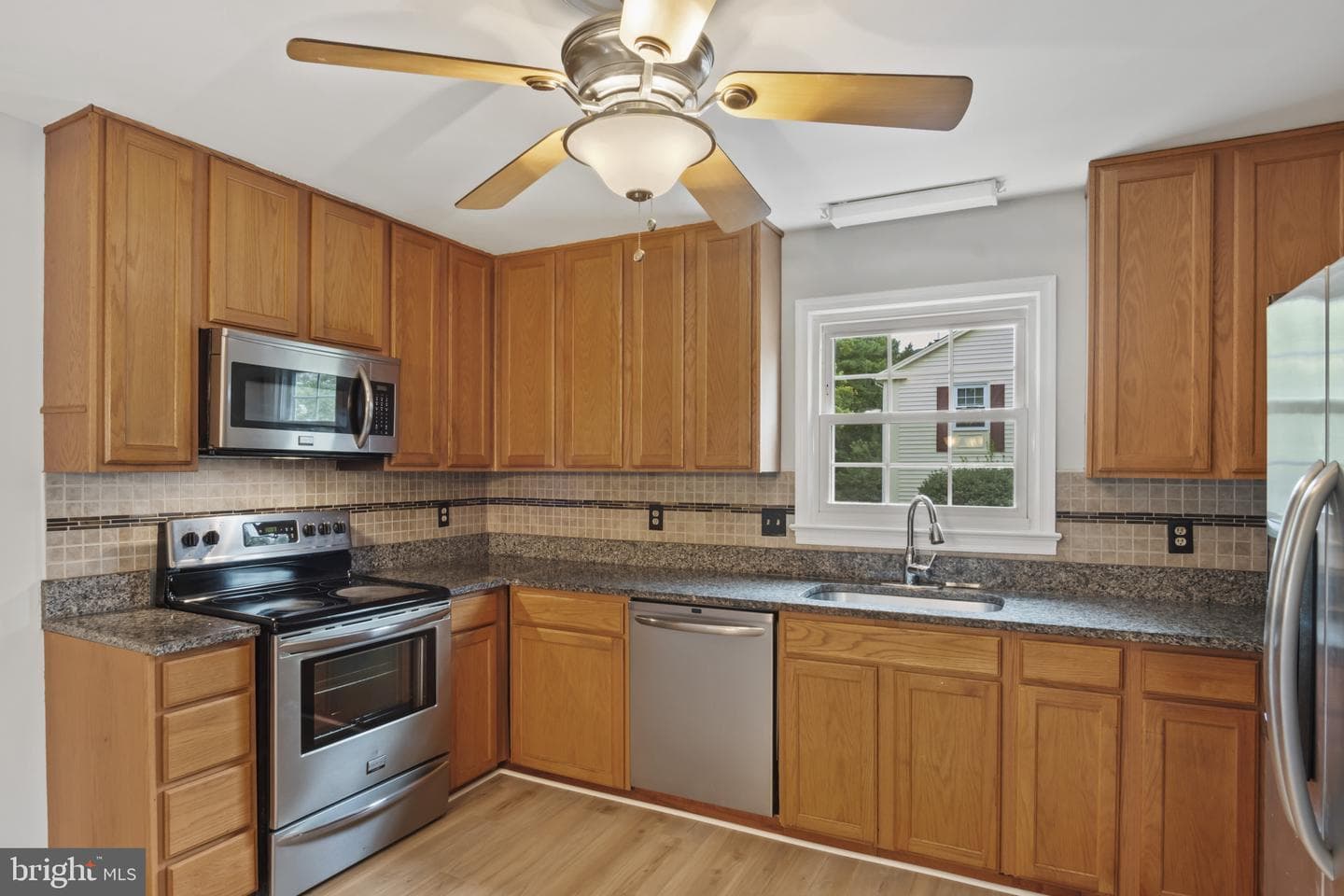 8120 Sleepy View Lane photo 7