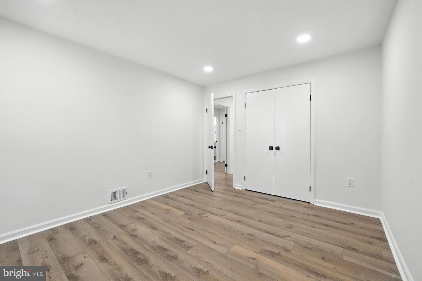 3814 Persimmon Circle photo 21