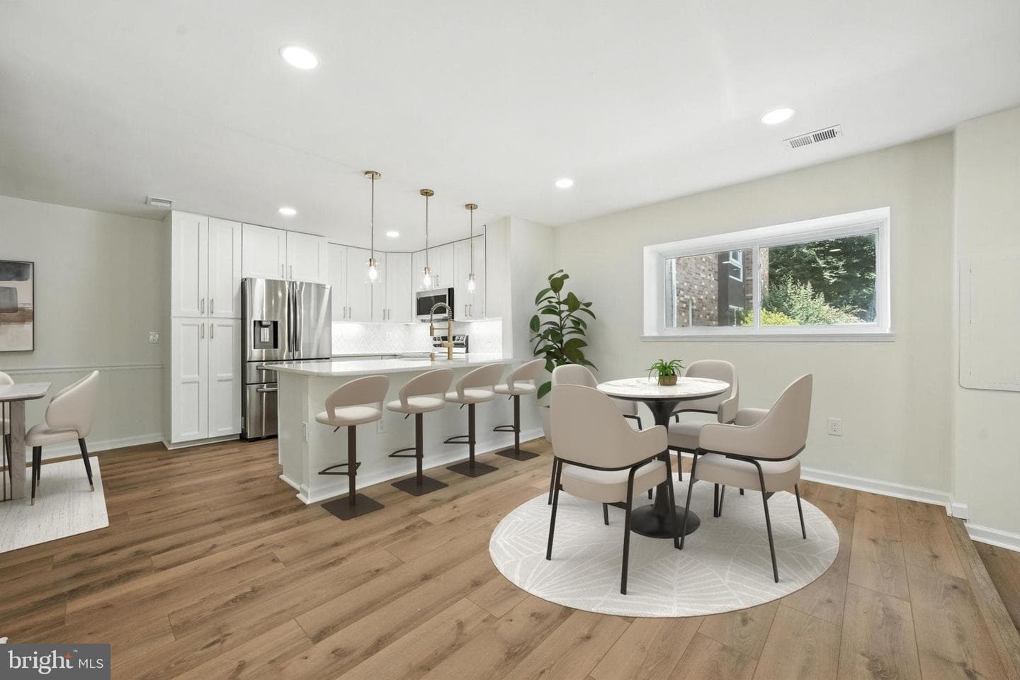 3814 Persimmon Circle photo 3