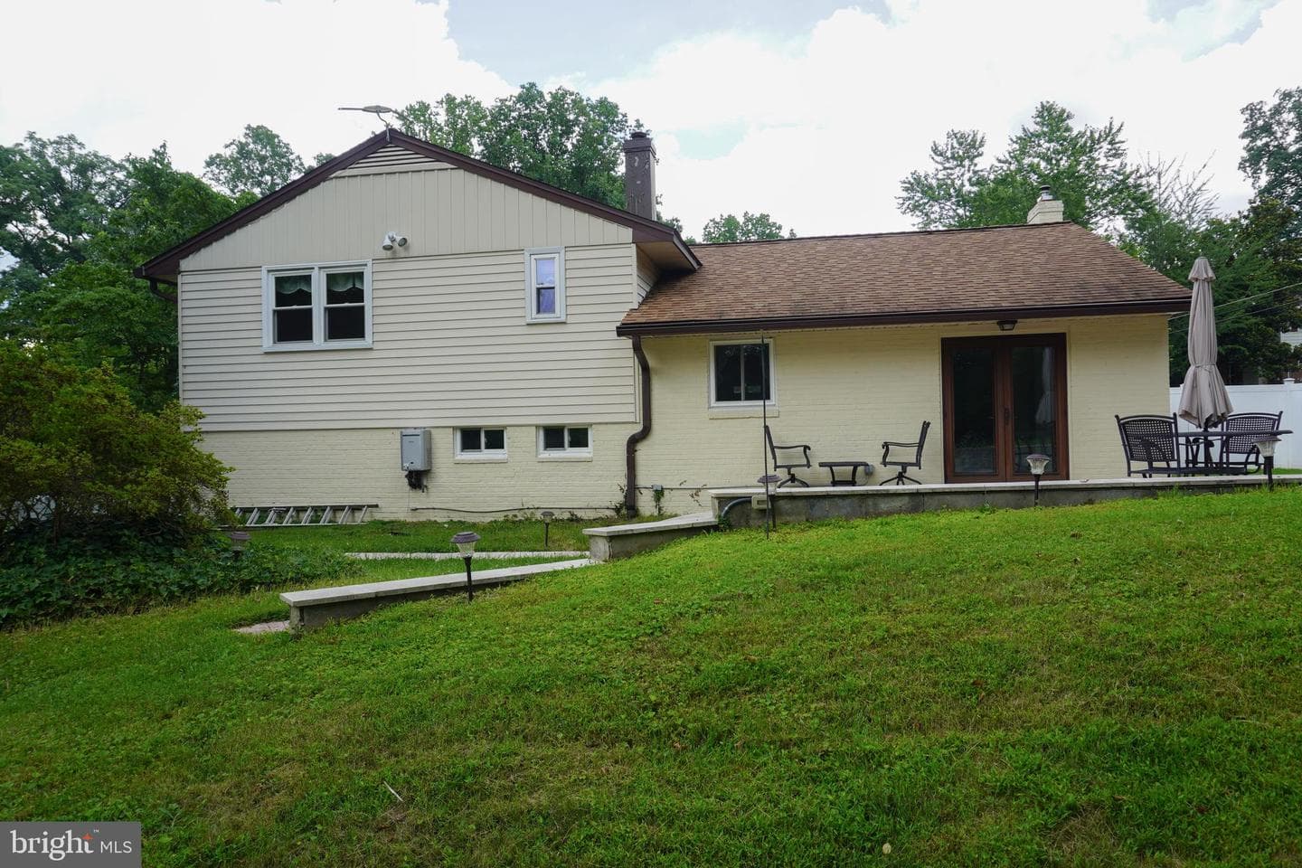 7425 Flora Street photo 21