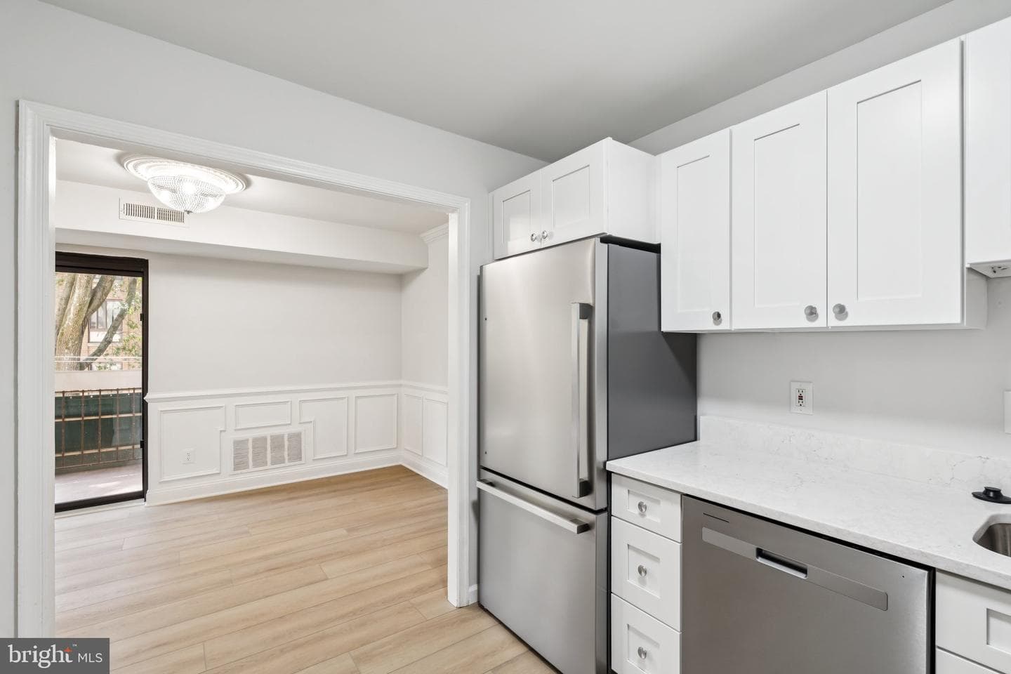 6143 Leesburg Pike #305 photo 10