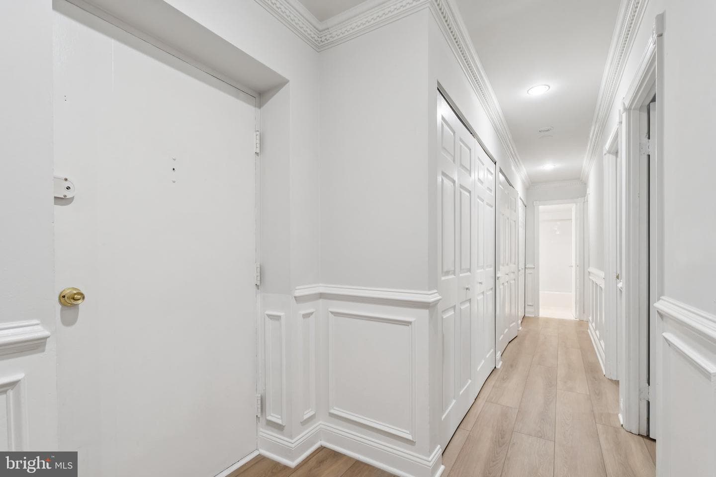 6143 Leesburg Pike #305 photo 2