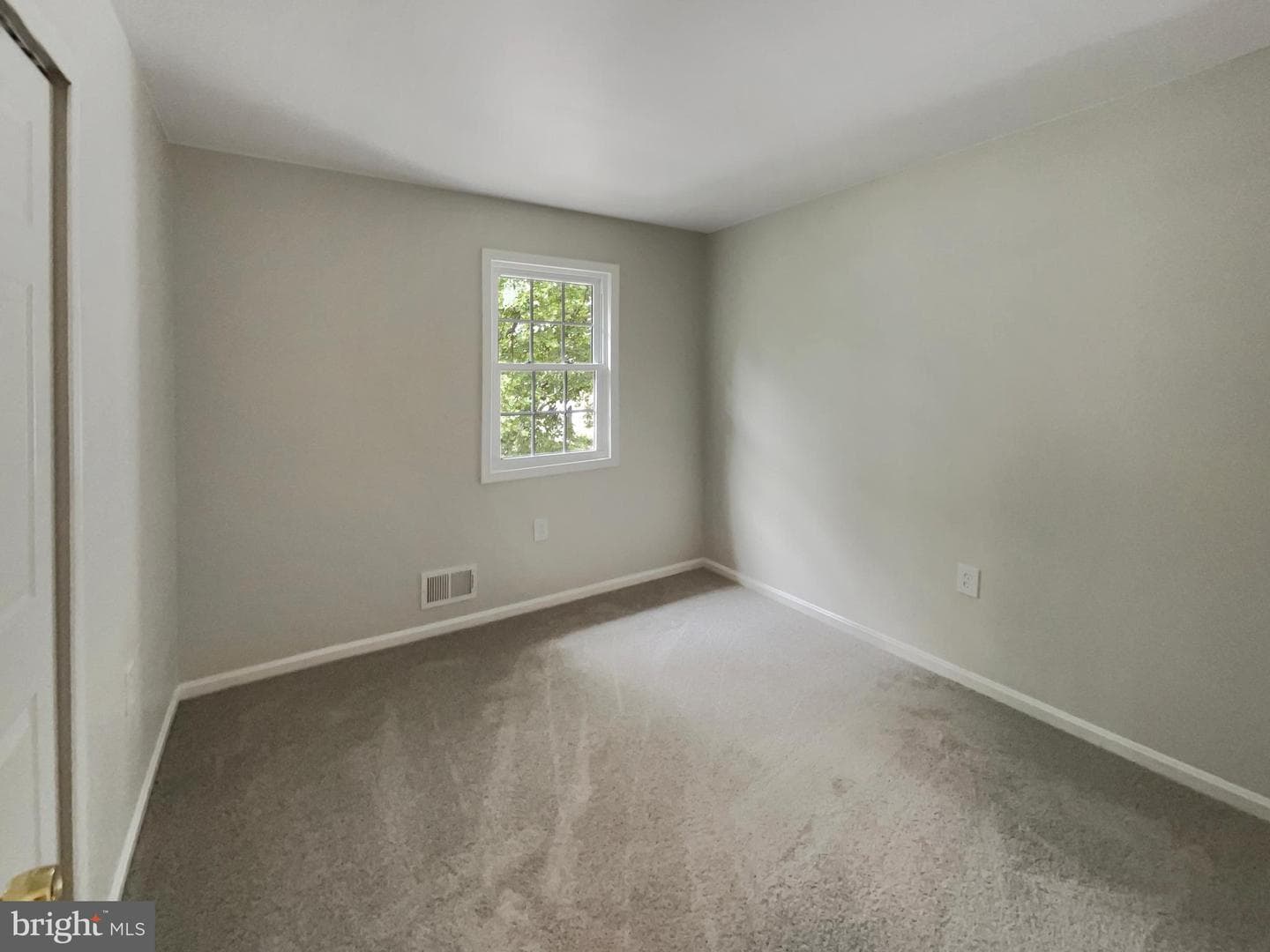 6014 Ticonderoga Court photo 14