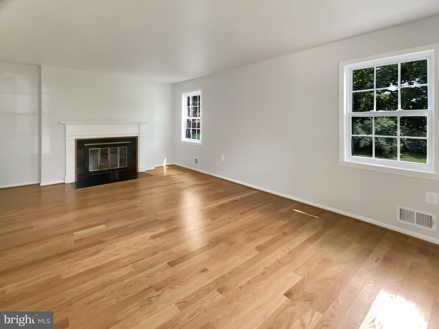 6014 Ticonderoga Court photo 21