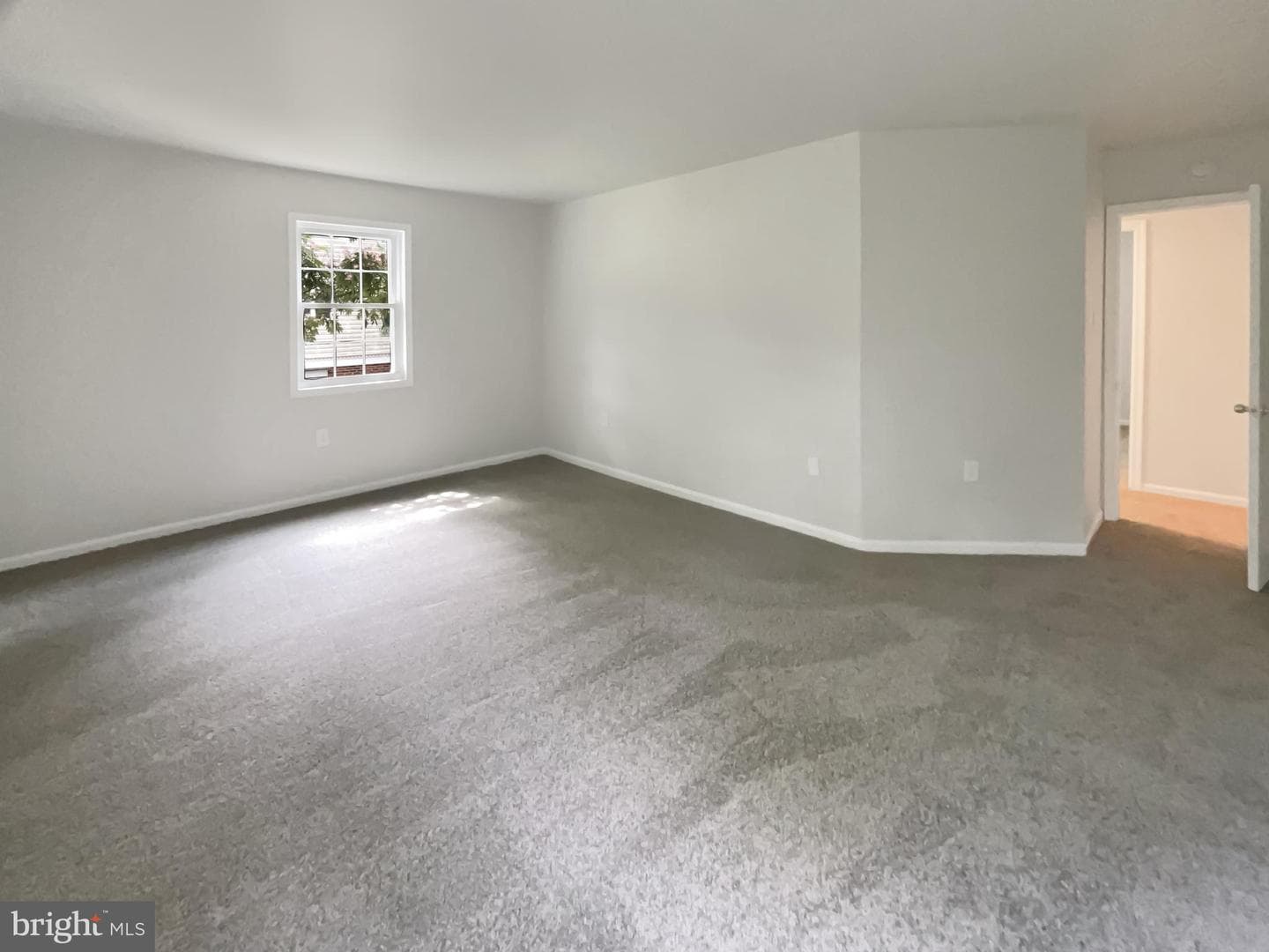 6014 Ticonderoga Court photo 25