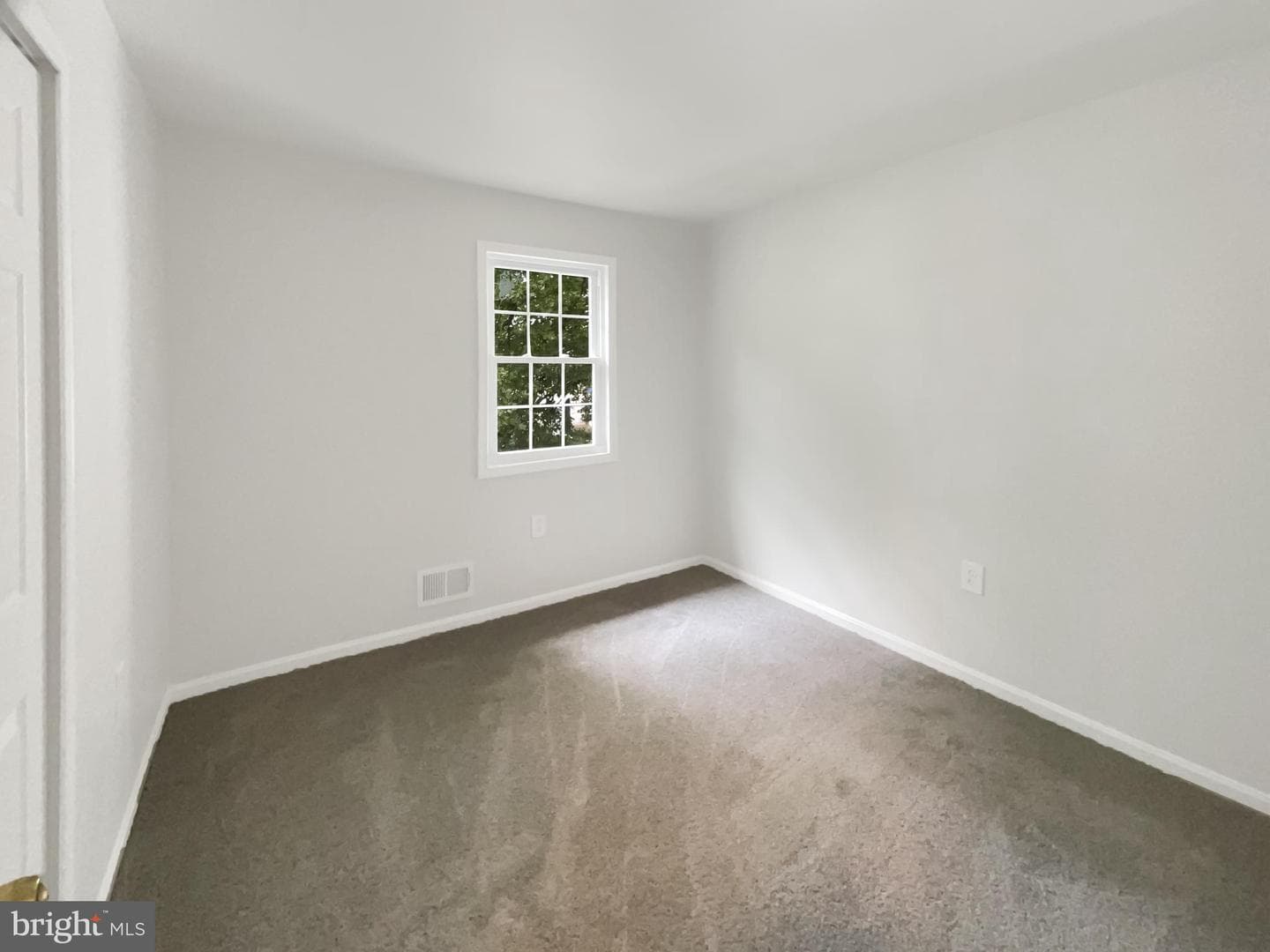 6014 Ticonderoga Court photo 26