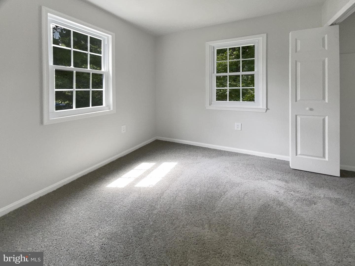 6014 Ticonderoga Court photo 28