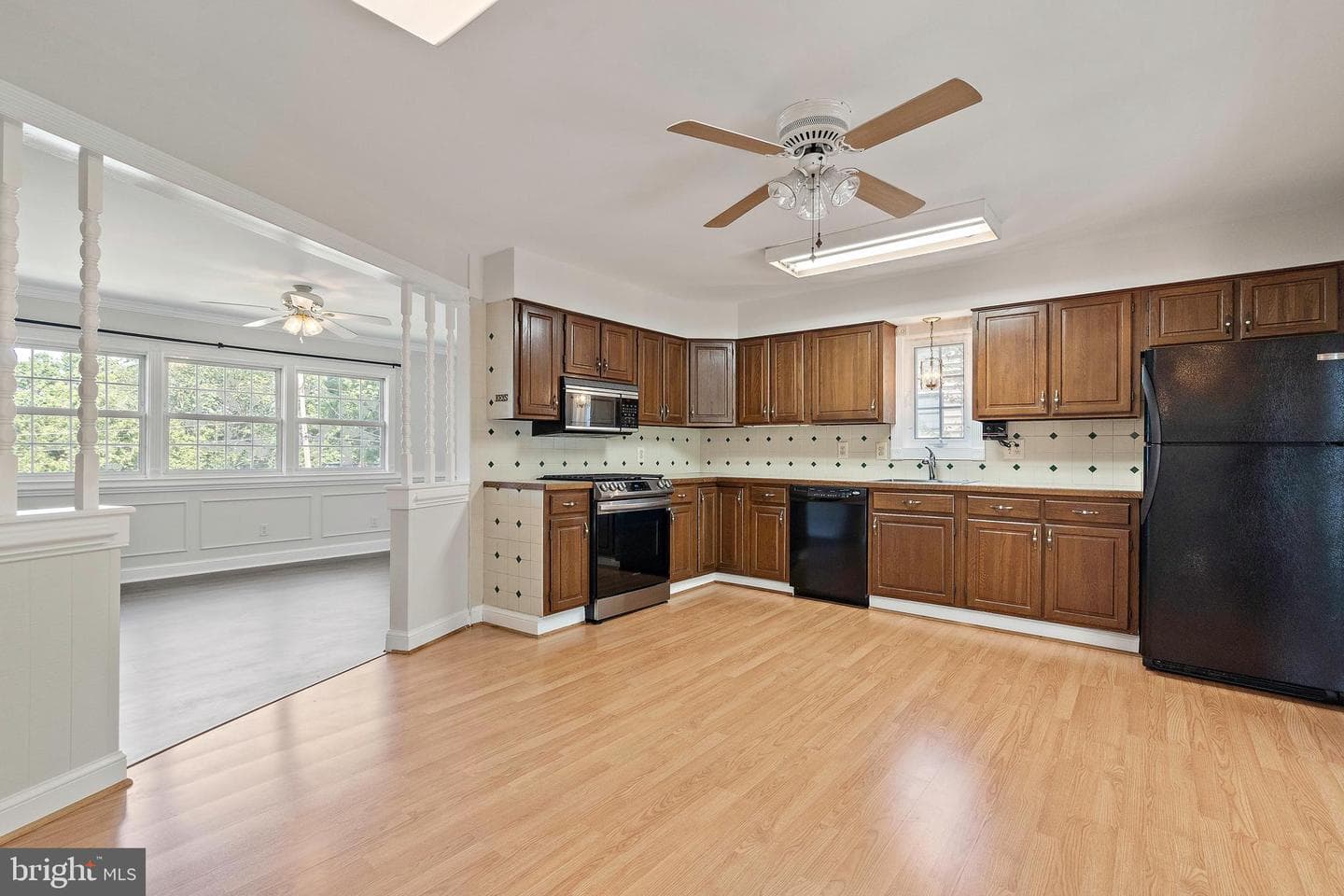 6503 Carriage Drive photo 23