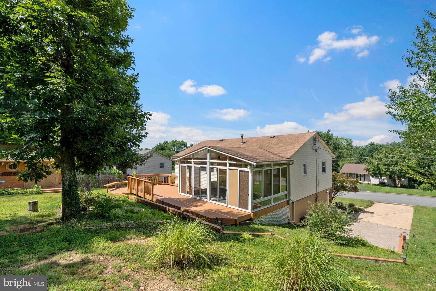 6503 Carriage Drive photo 32