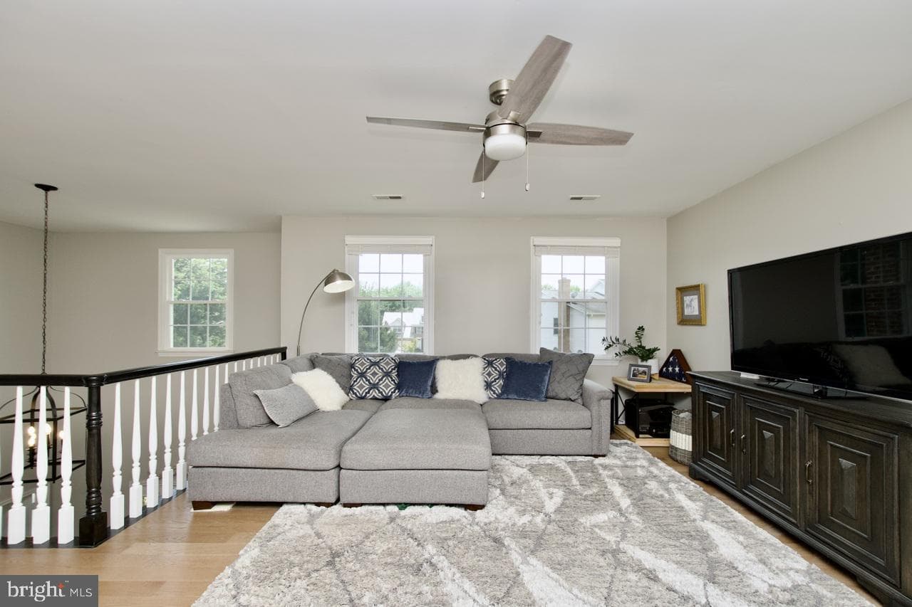 5439 Ashleigh Road photo 31
