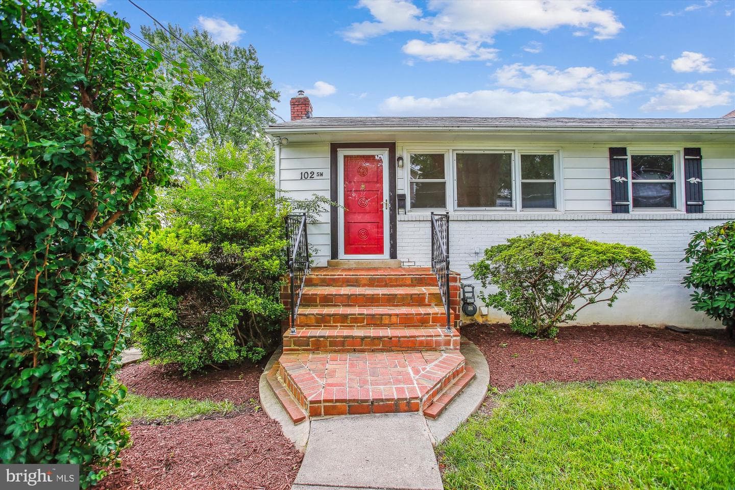 102 Moore Avenue SW photo 10