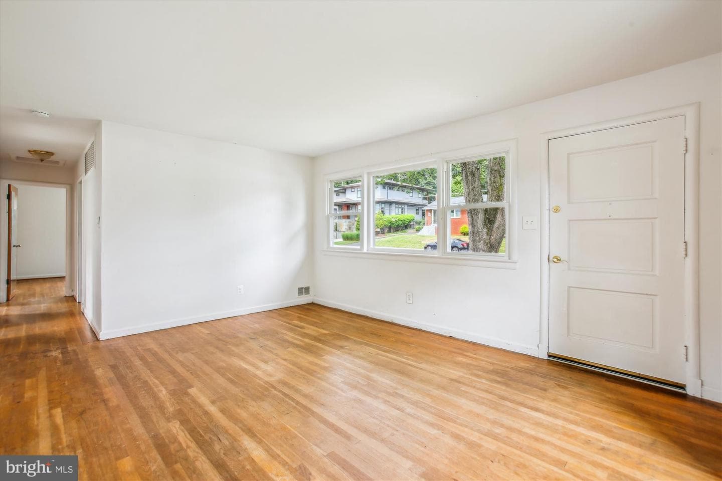 102 Moore Avenue SW photo 11