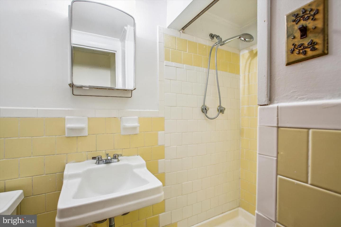 102 Moore Avenue SW photo 23