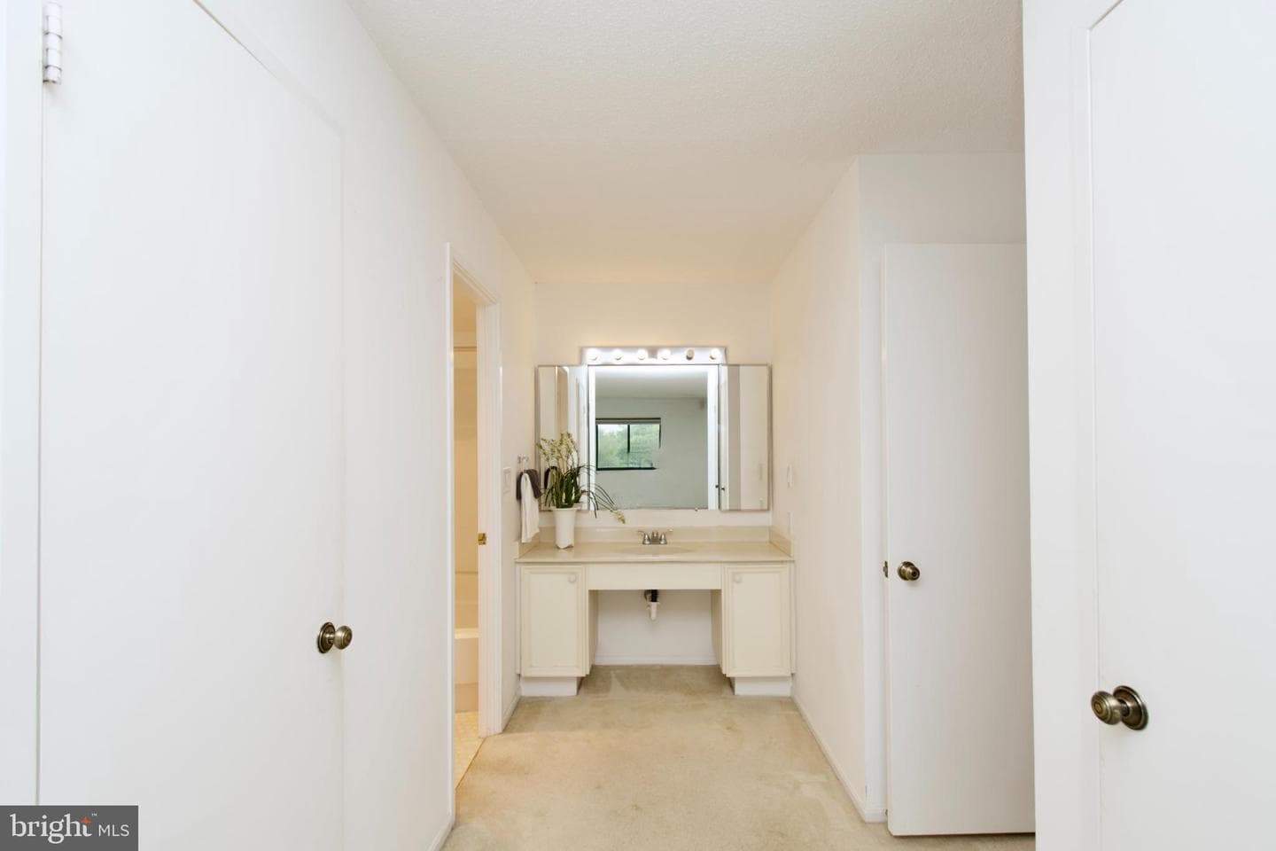 5901 Mount Eagle #615 photo 13