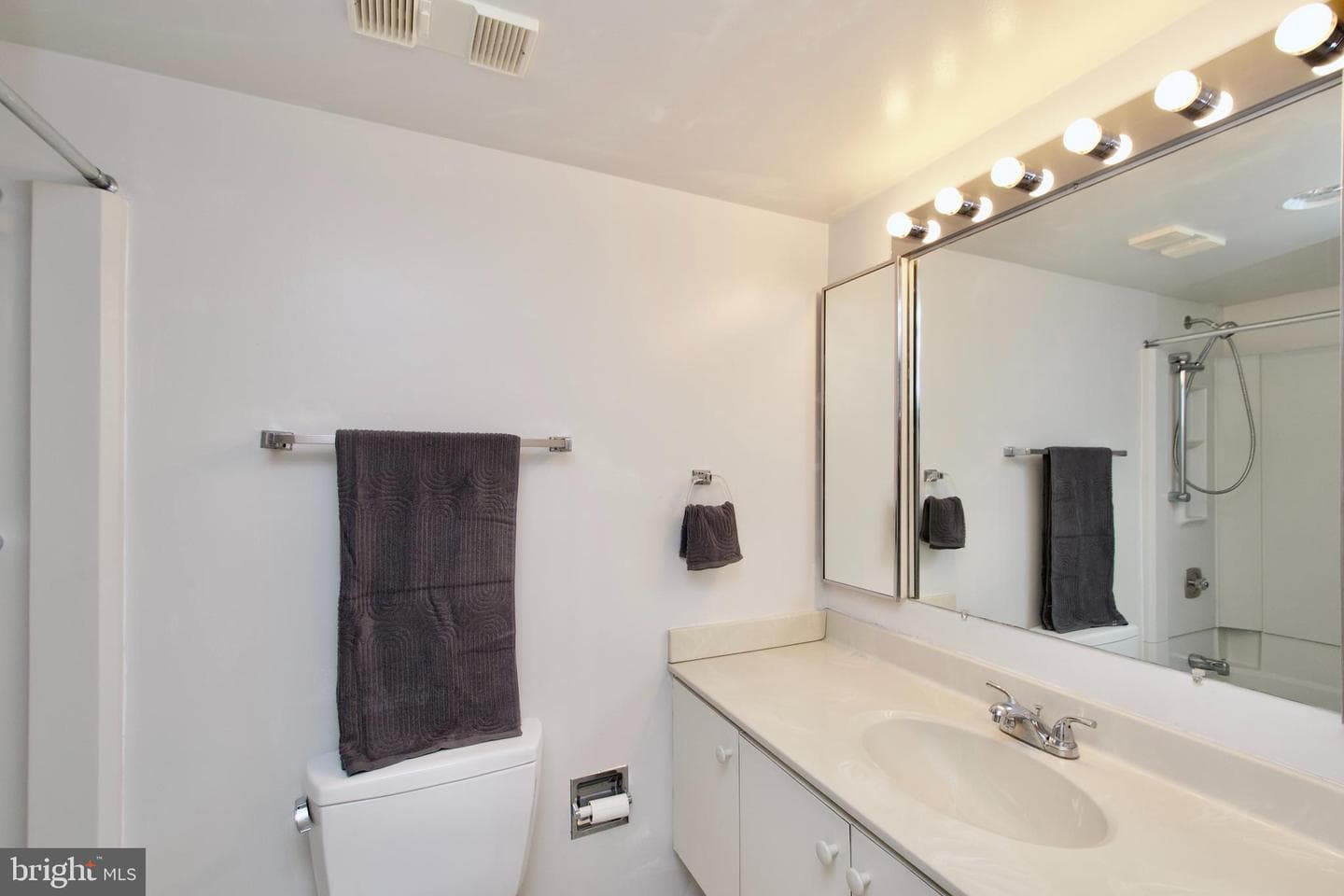 5901 Mount Eagle #615 photo 16