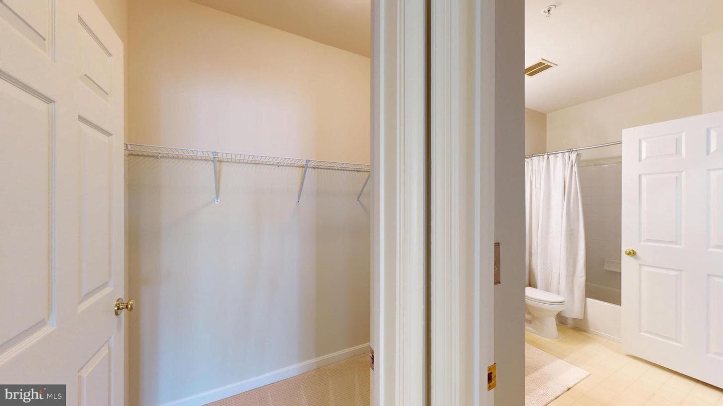 11337 Westbrook Mill Lane #201 photo 15