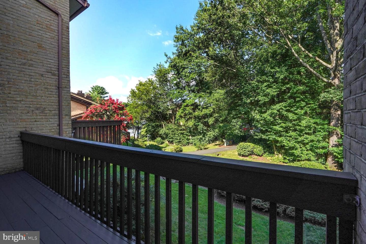2034 Lakebreeze Way photo 26
