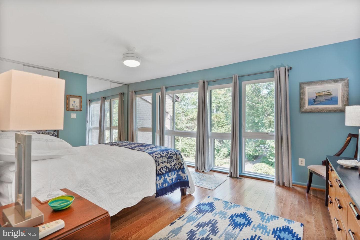 2034 Lakebreeze Way photo 32