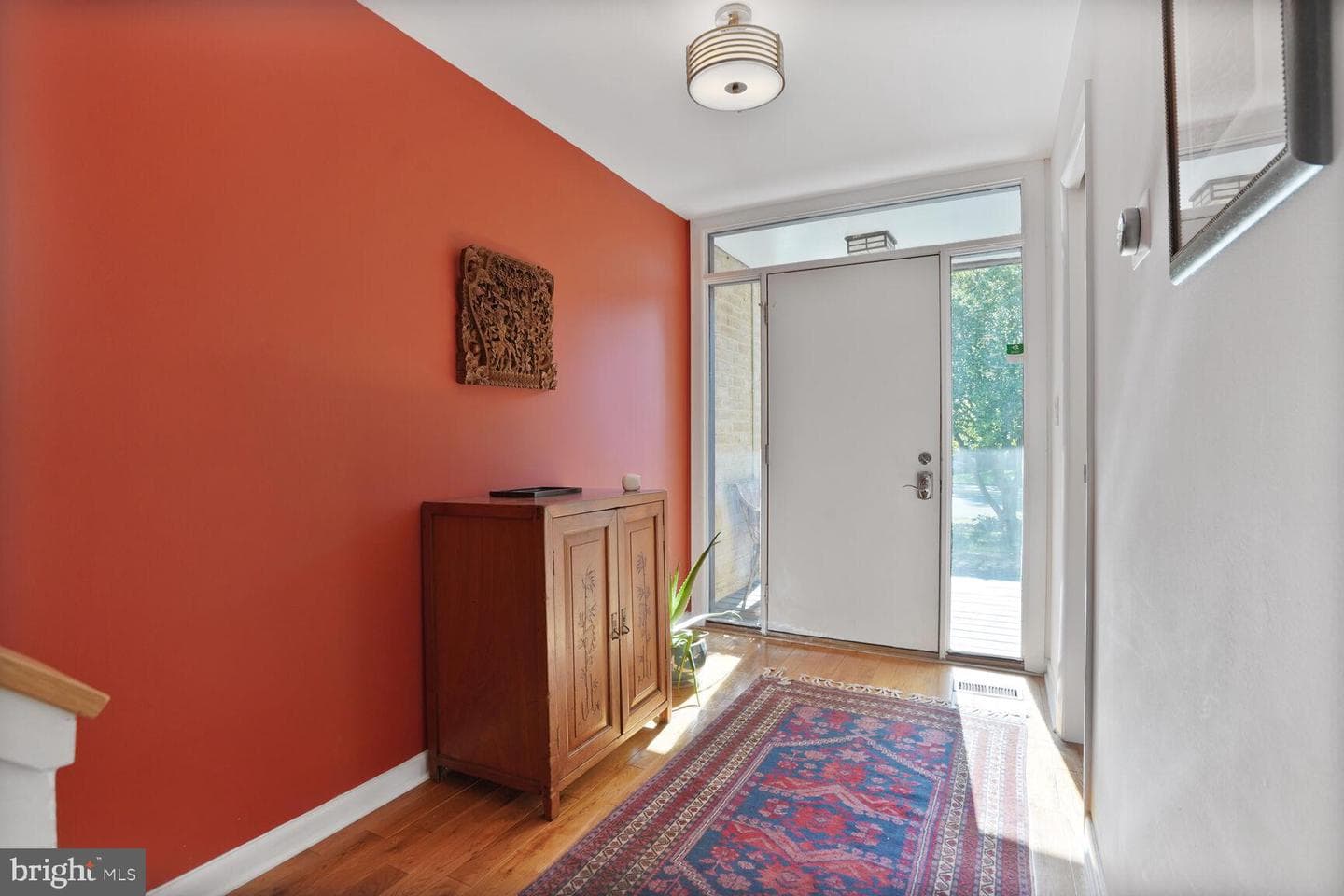 2034 Lakebreeze Way photo 4