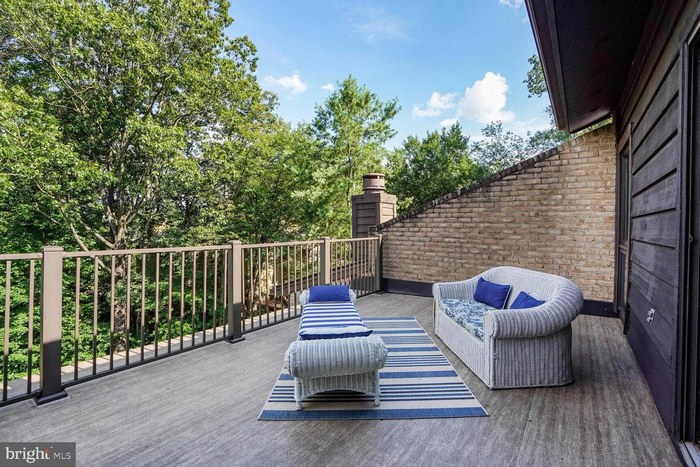 2034 Lakebreeze Way photo 49