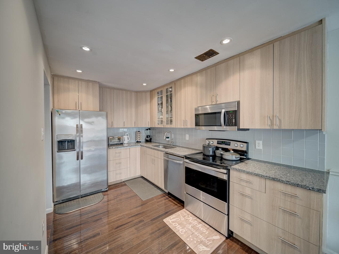 5674 Oak Tanager Court photo 6