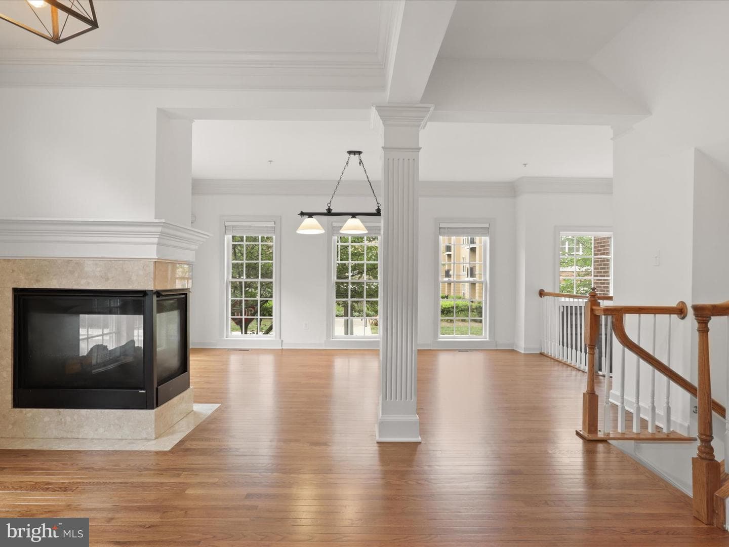7980 Vigne Court photo 3