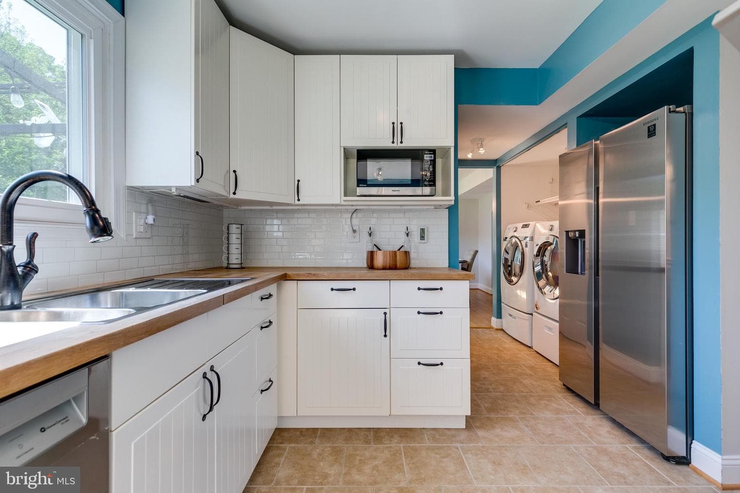 2205 Farougi Court photo 12