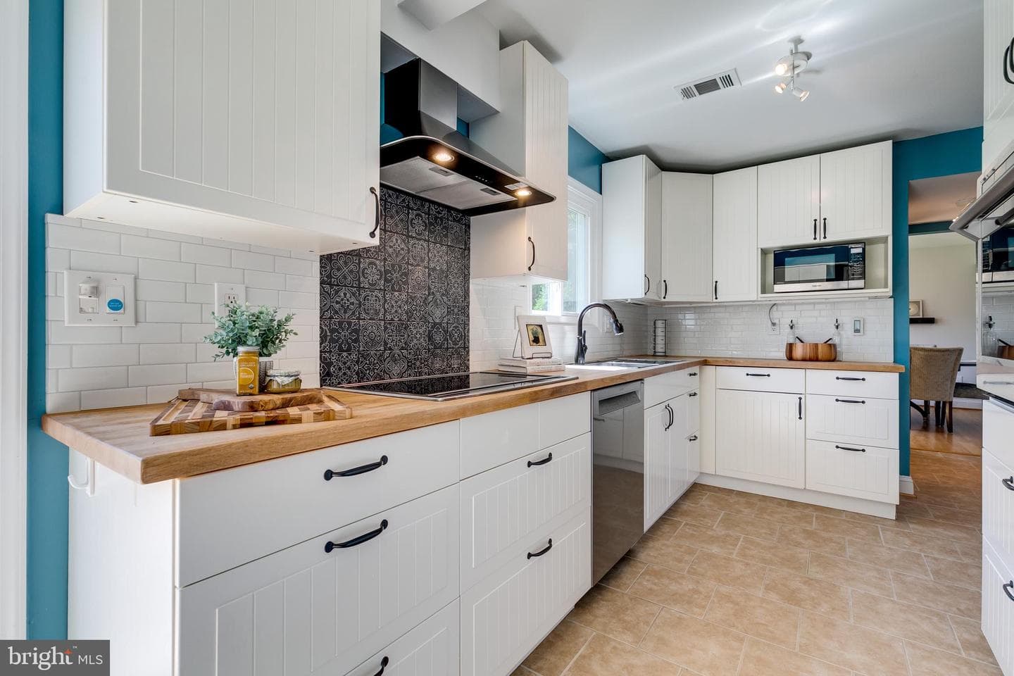2205 Farougi Court photo 13
