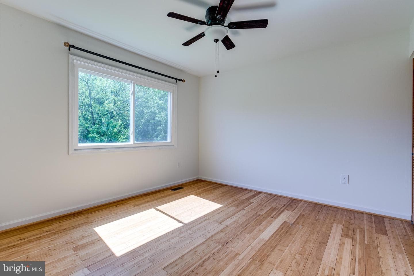 2205 Farougi Court photo 34