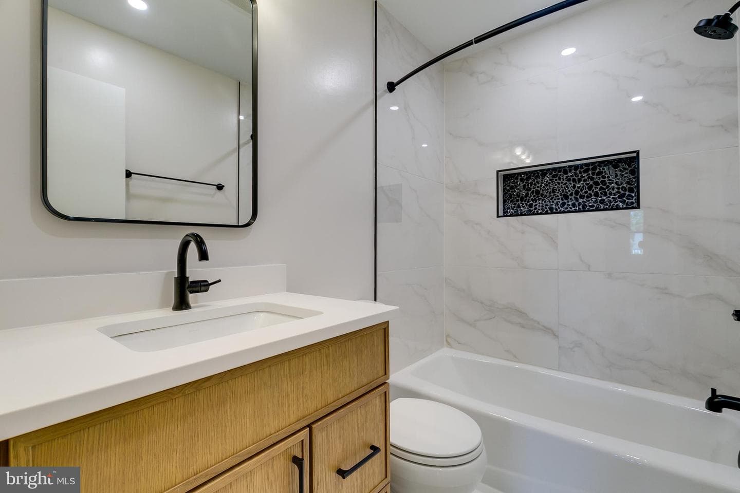 2205 Farougi Court photo 35