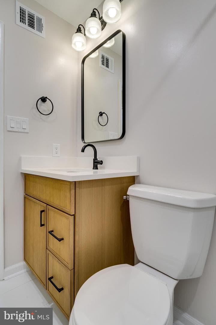 2205 Farougi Court photo 36