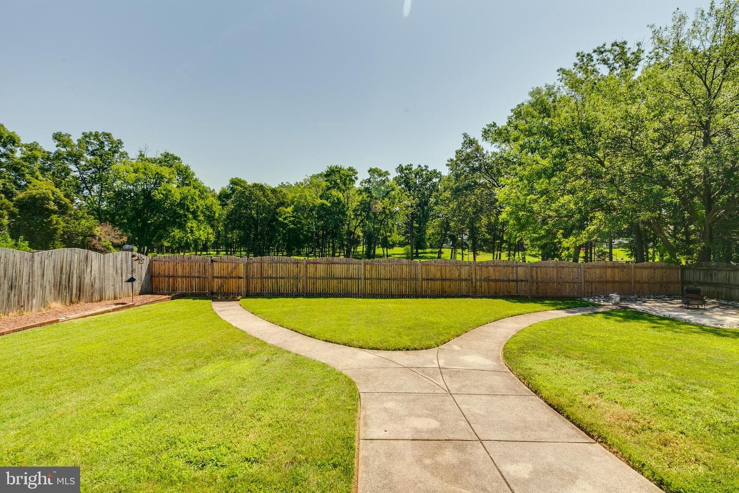 2205 Farougi Court photo 38
