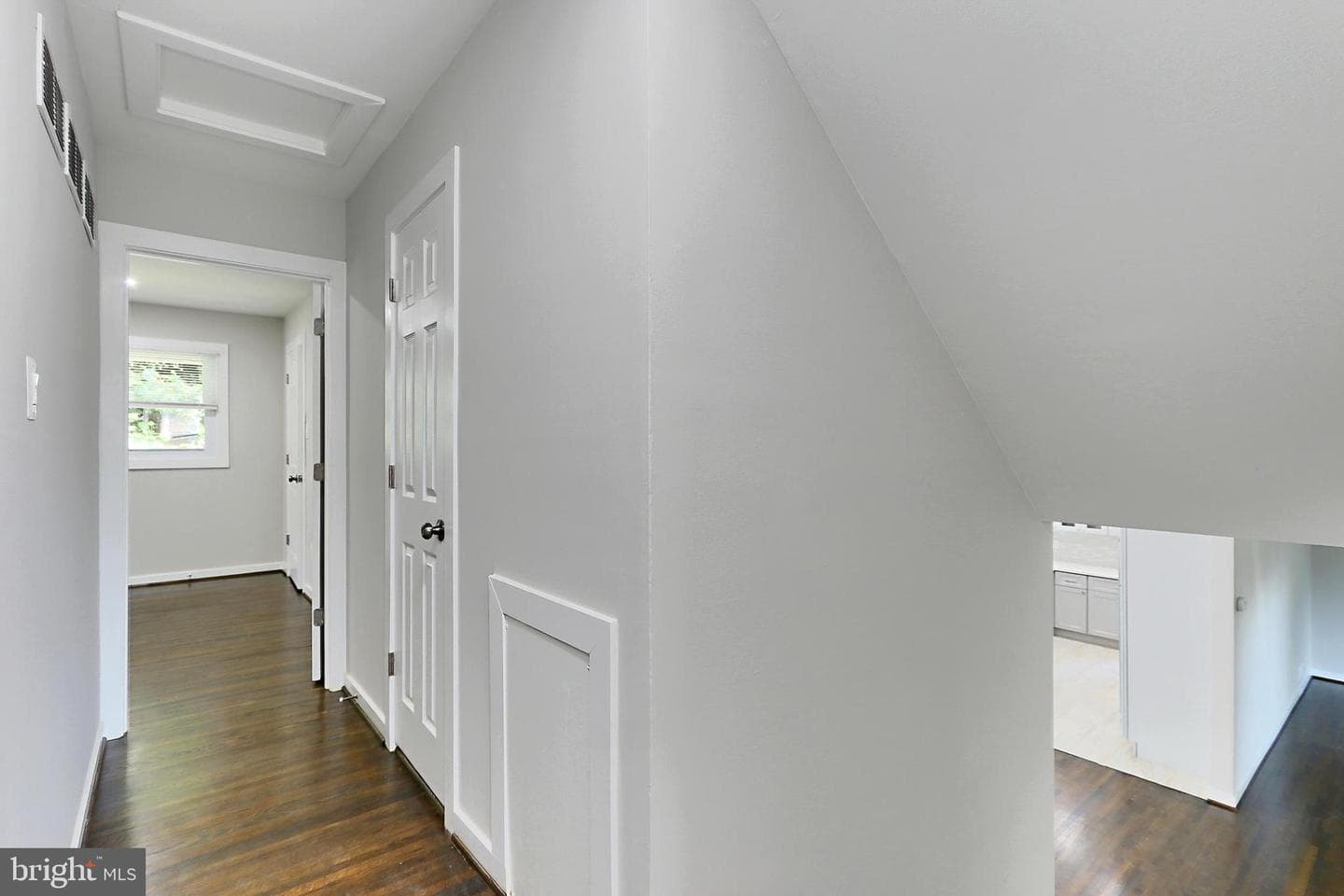 6500 Rivington photo 17
