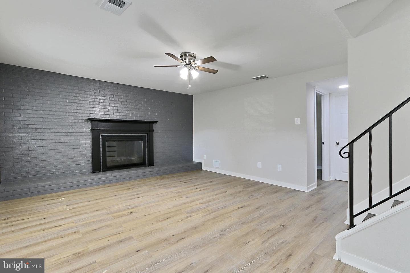6500 Rivington photo 30