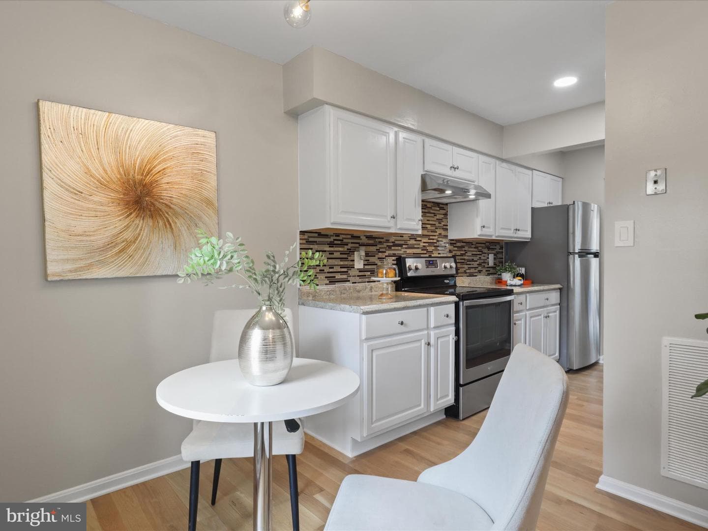 9903 Finian Court photo 6