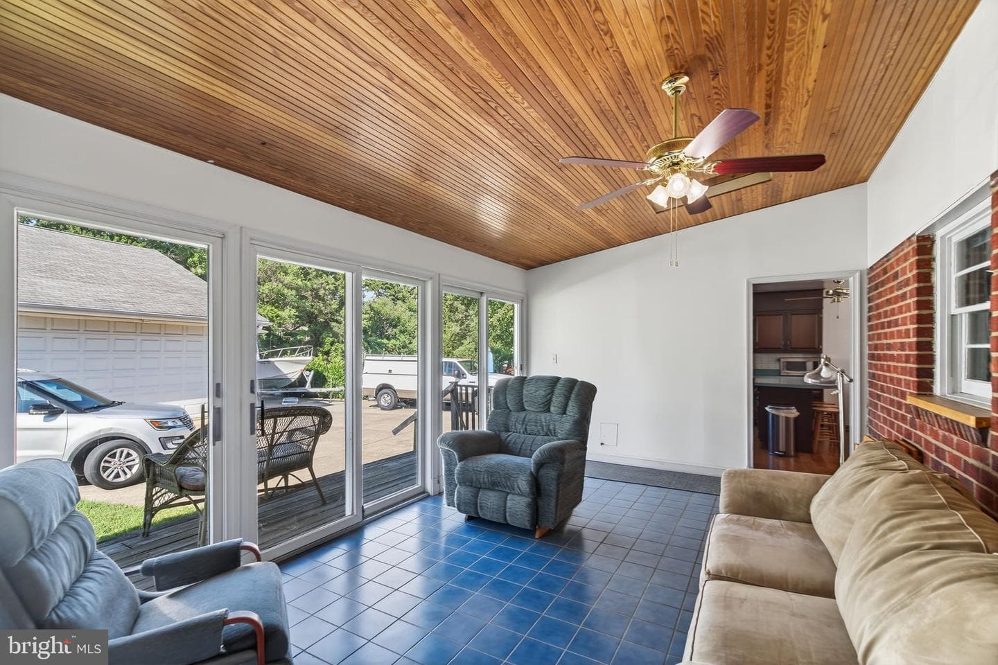 2700 Schooley Drive photo 8
