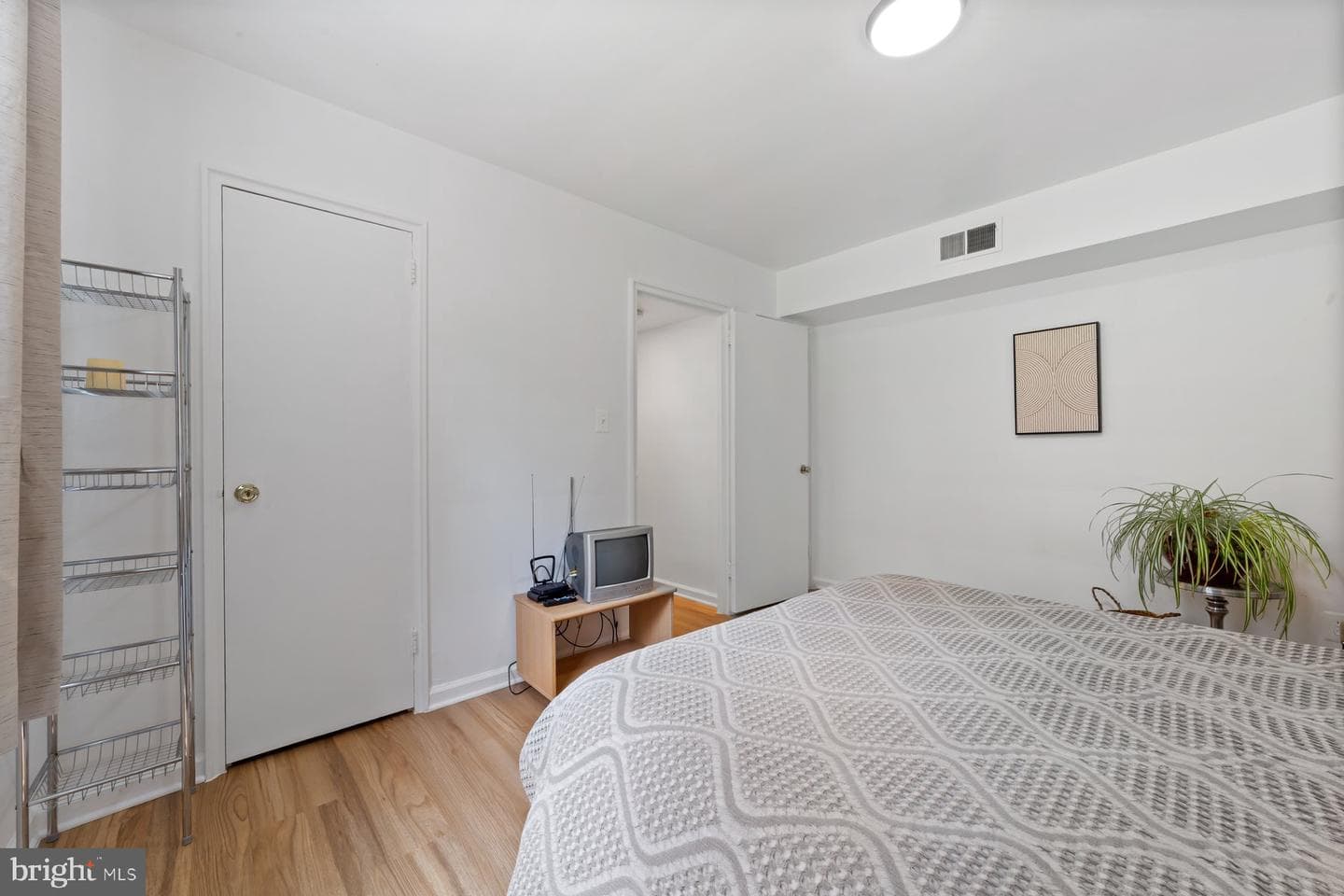 3055 Patrick Henry Drive #101 photo 14