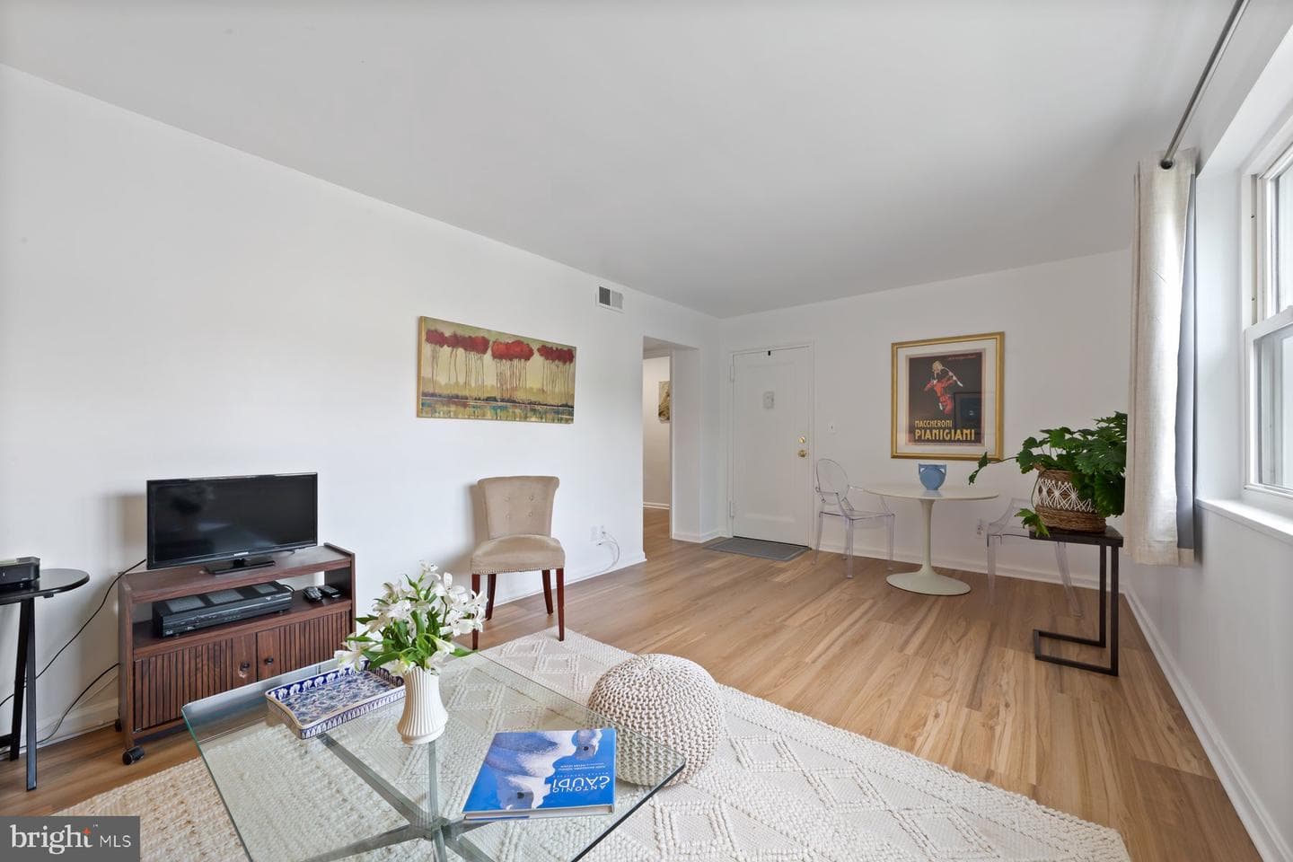 3055 Patrick Henry Drive #101 photo 5