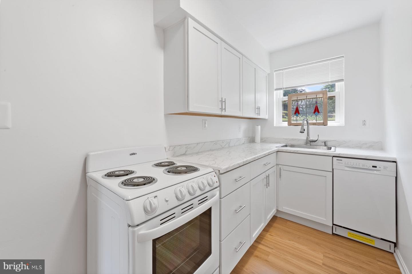 3055 Patrick Henry Drive #101 photo 8