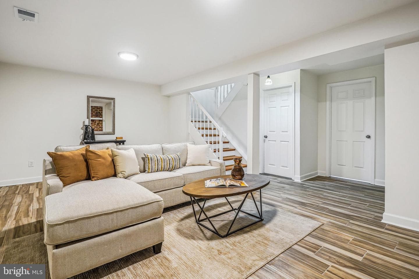 8901 Gutman Court photo 42