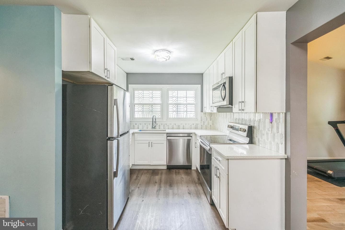 12710 Society Drive photo 12