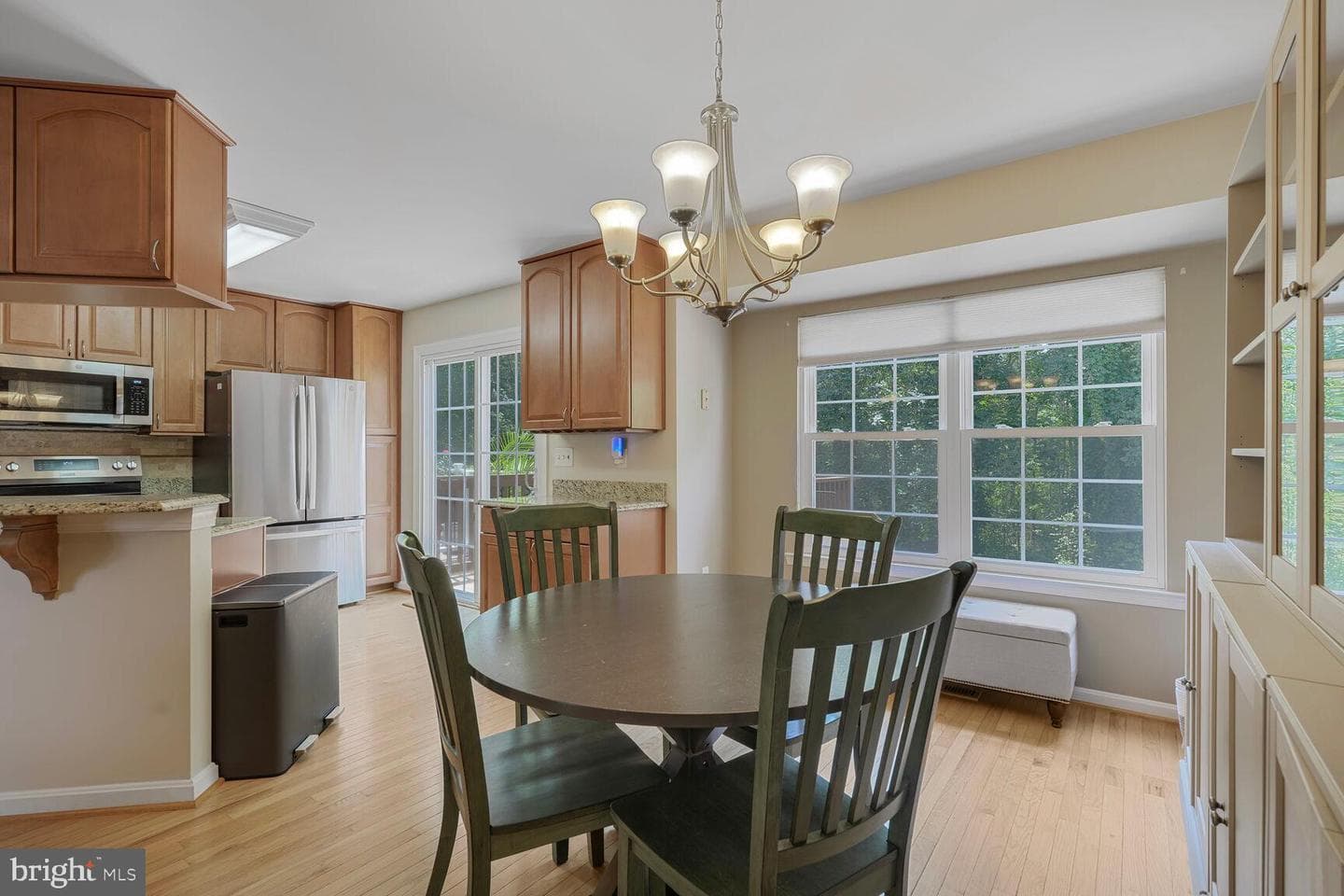 6033 Lands End Lane photo 3