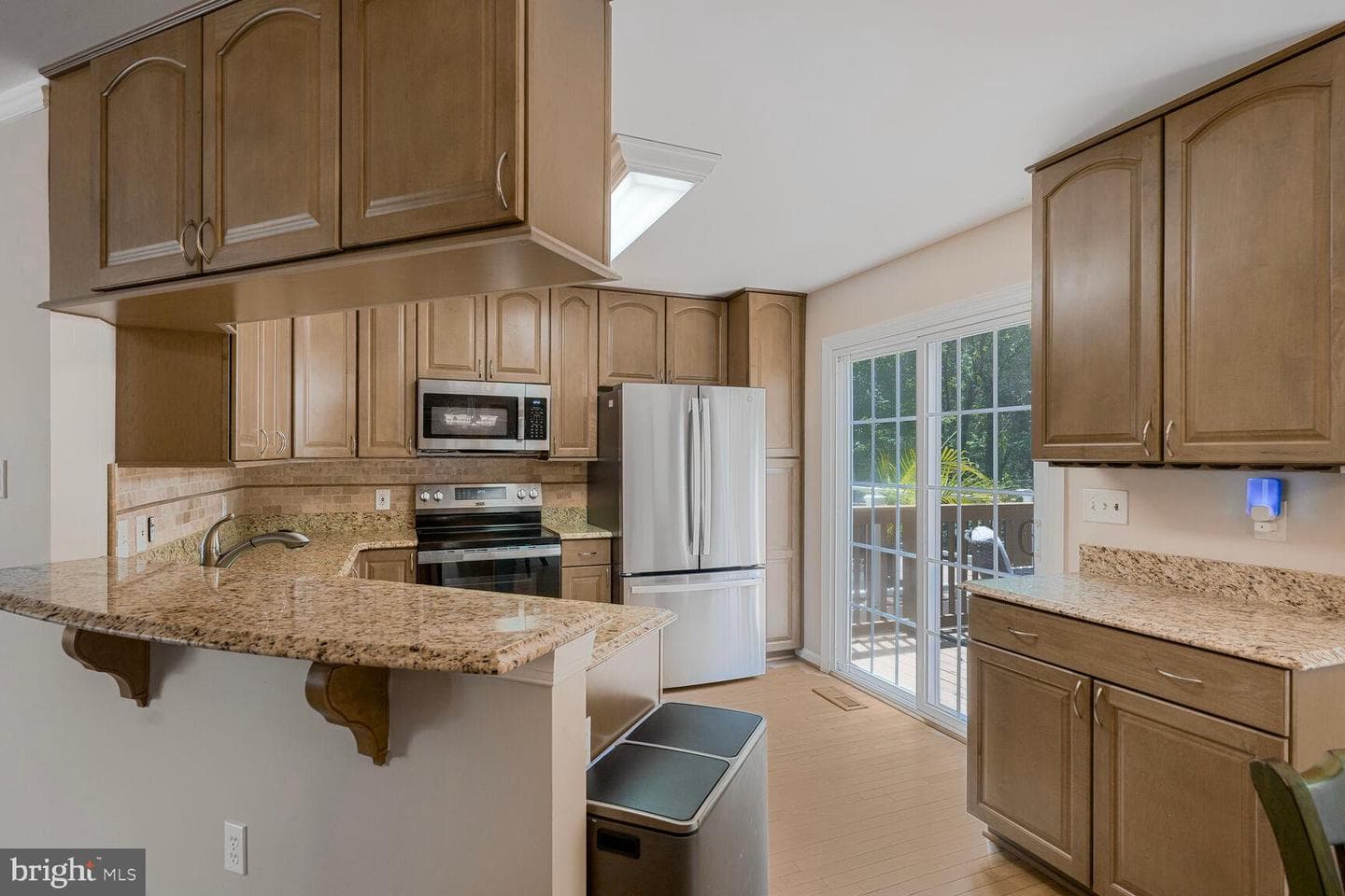 6033 Lands End Lane photo 9