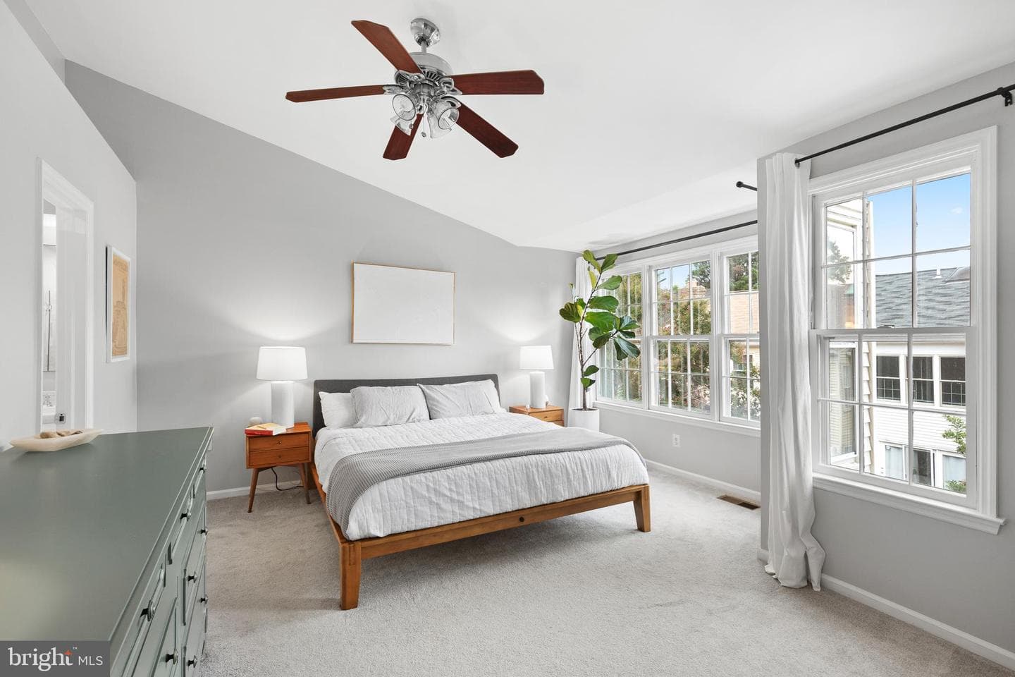 6509 Serenade Place photo 13