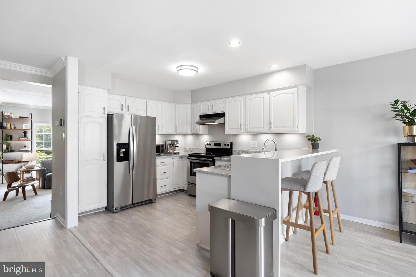 6509 Serenade Place photo 4